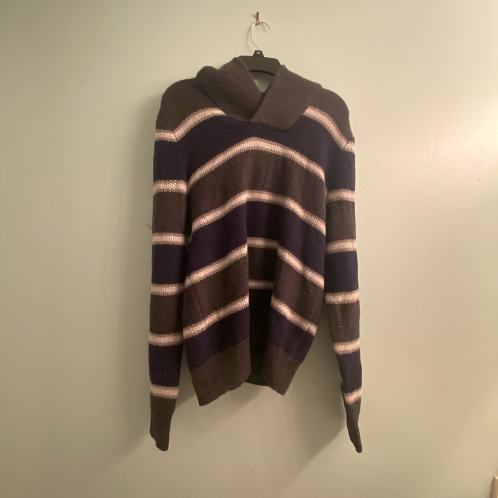 Banana Republic Vintage Sweater Made From Italian Yarn